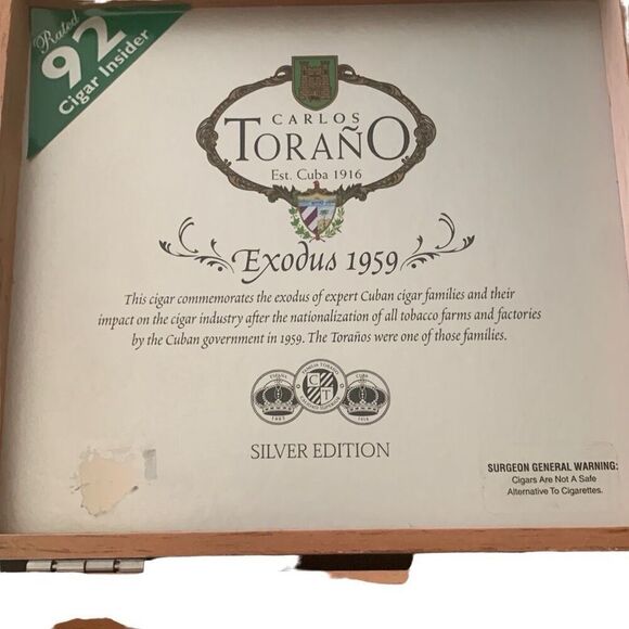 Pre Owned Carlos Torano Exodus 1959 Silver Edition Cigar Box Torpedo - Picture 2 of 16